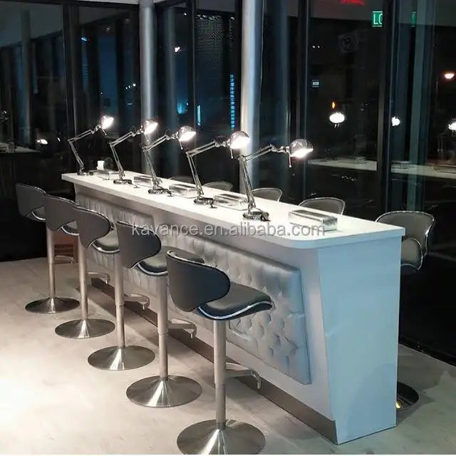 Modern Commercial Salon Furniture Set Station Luxury White and Diamond Manicure Nail Bar Table for 5