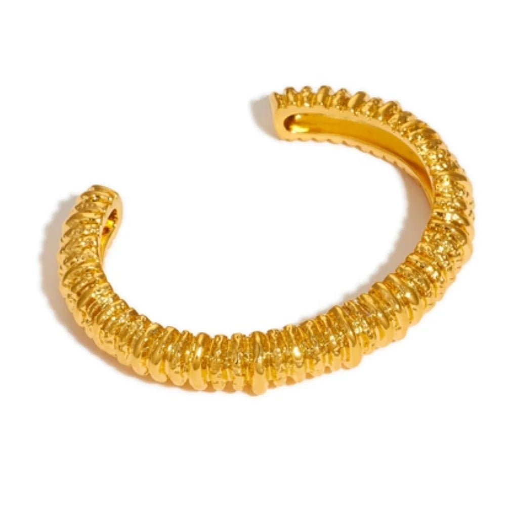 Premium Design Brass Electroplated 18k Gold Vintage Textured Line Winding Open Bracelet Jewelry Customized