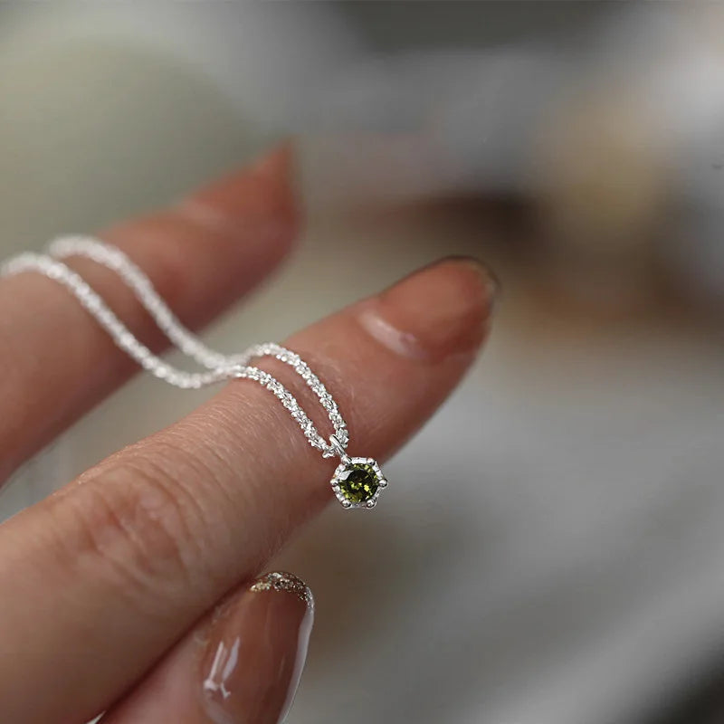 Fashion Europe Vintage 925 Sterling Silver Chain Green Gemstone Emerald Zircon Pendant Necklace for Women Girls