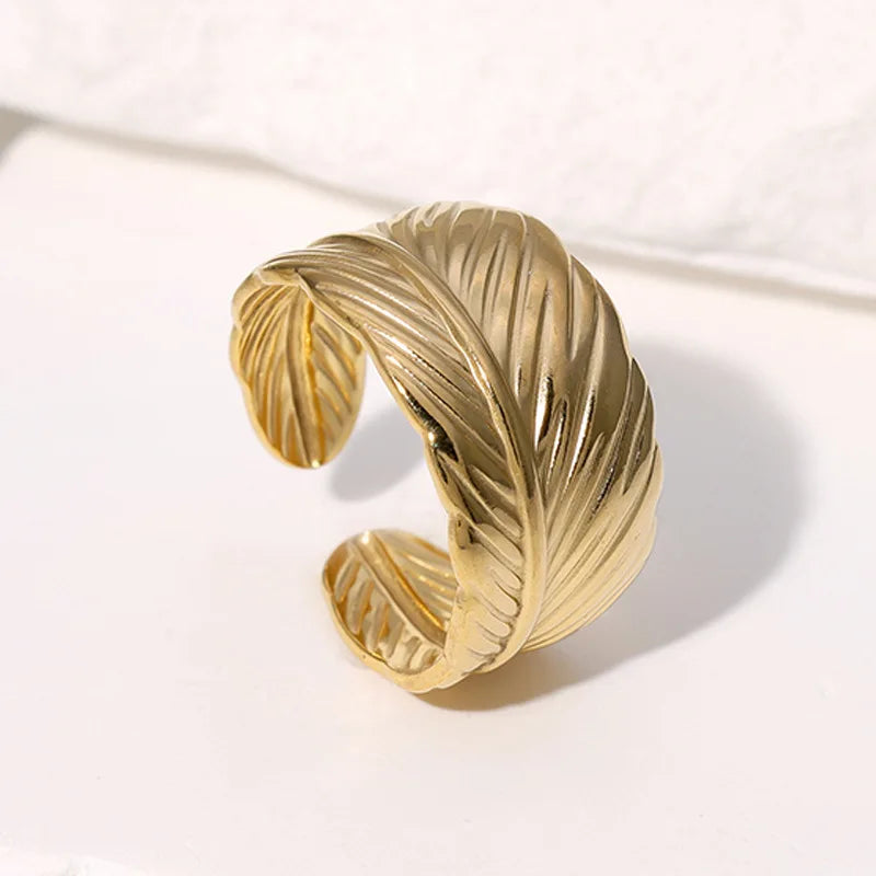 Beimai OEM Ring Fashionable Stainless Steel No-fading Retro Feather Open Ring