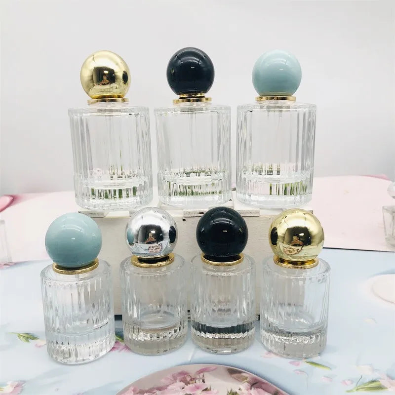New Style Luxury Custom Clear 30ml 50ml Spray Empty Refillable Glass Perfume Bottles With Gold Cap