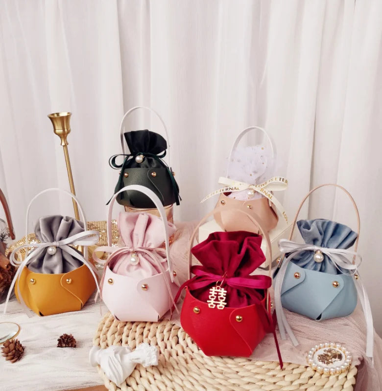 2021 New Design Leather Candy Handle Basket Mini Wedding Catchall Storage Tray Wedding Gifts for Guests Souvenirs