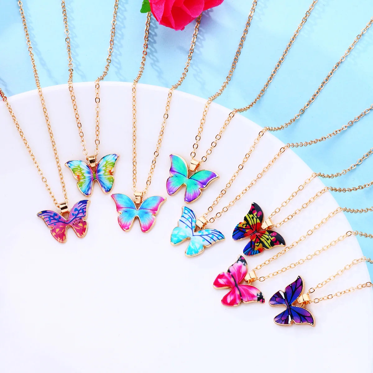Fashion Blue Butterfly Pendant Necklace Bohemian Styles Golden Color Clavicle Chain Choker for Lady Wedding Party Jewelry