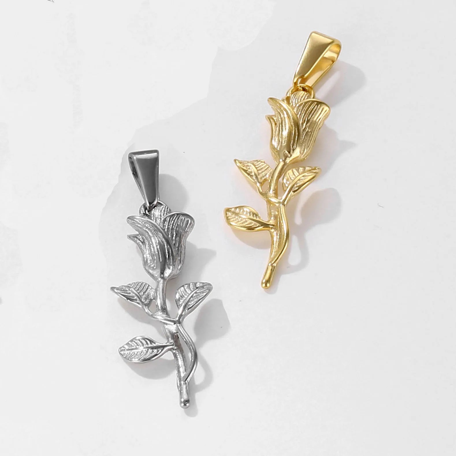 Dainty 18K Gold Plated Stainless Steel Rose Pendant Boho Style Waterproof Flower Charm Women Men Rose Necklace Jewelry