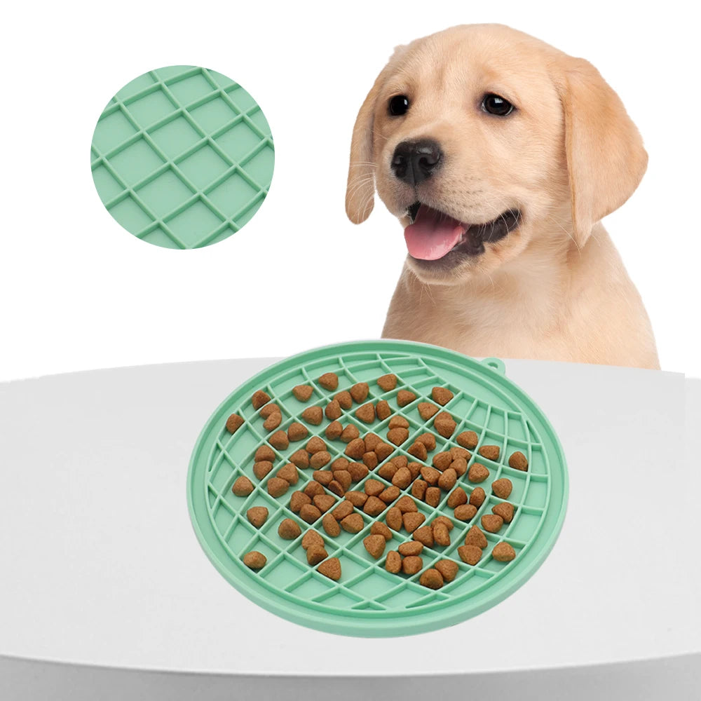 Spheroidal Quadrate Silicone Slow Eating Lick Mat Dog Keep the Dog Comfortable and Funny in the Bath Time Dog Lick Mat Silicone