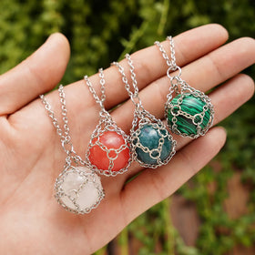 2mm Ball Titanium Stainless Steel 18k Gold Net Bag Natural Crystal Stone Adjustable Bamboo Knot Net Pendant Necklace