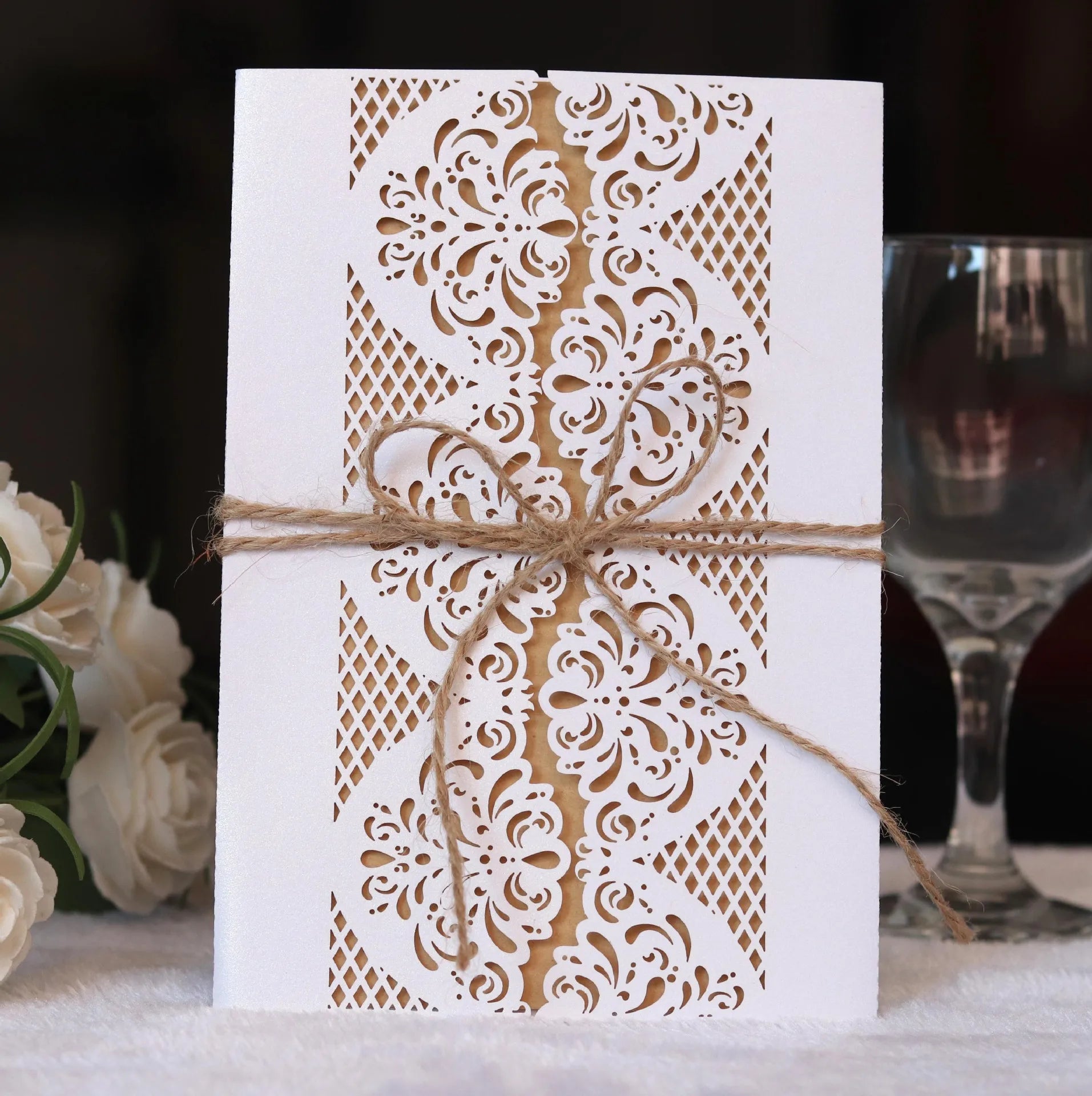 Wholesale White Laser Cut Cards Different Colors Card Match Kraft Envelopes Custom Supplier