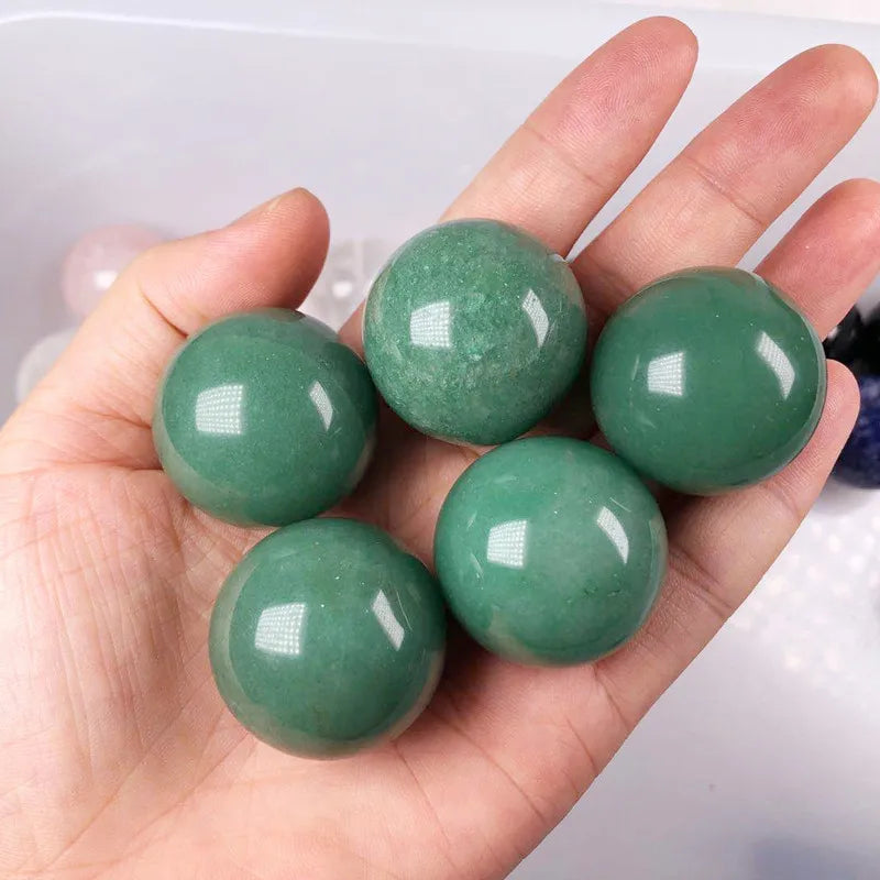 Wholesale Pretty Green Aventurine Balls  Hand Polished Crystal Sphere for Home Decoration