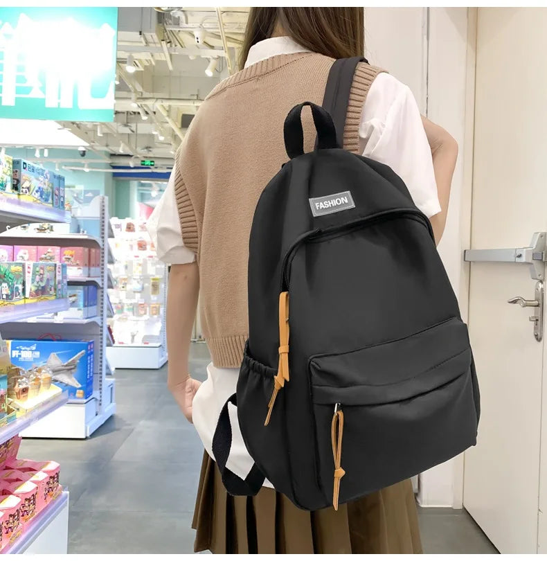 Fashionable Women's Nylon Zipper Shoulder Bag with Cartoon Pattern Waterproof High School Backpack for Teenage Girls and Boys