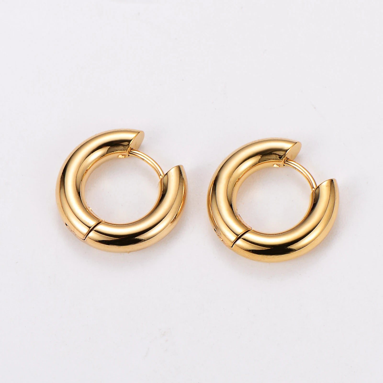 Minimalist Trending Products Fashion Fine Stainless Steel 4mm Chunky Hoop Earings Jewelry Women Free Shipping