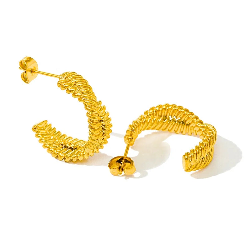MICCI Hot Selling 2024 Luxury Minimalist Gold Plated Titanium Classic Vintage Fashion Jewelry Cross CC Studs Earrings