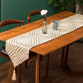Punuo European Luxury High Precision Jacquard Table Runner Gold Geometric Embroidery 33x210cm Washable for Home Decor