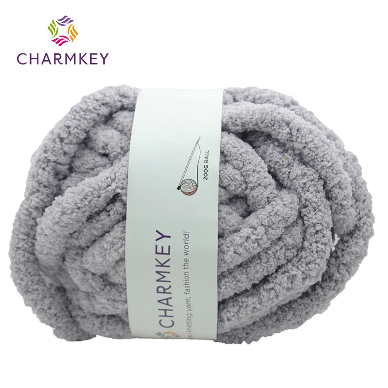Charmkey Popular Blanket Yarn Fluffy Thick Yarn Polyester Hand Knitting Yarn