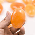 Hot Sale Yinglai Natural Crystal Quartz Folk Crafts Healing Polish Orange Selenite Crystal Palm Feng Shui Europe Home Decoration