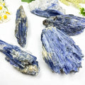 KIndfull Crystals Wholesale Bulk Rough Stone Healing Crystals Stone Kyanite Specimen Raw Stone