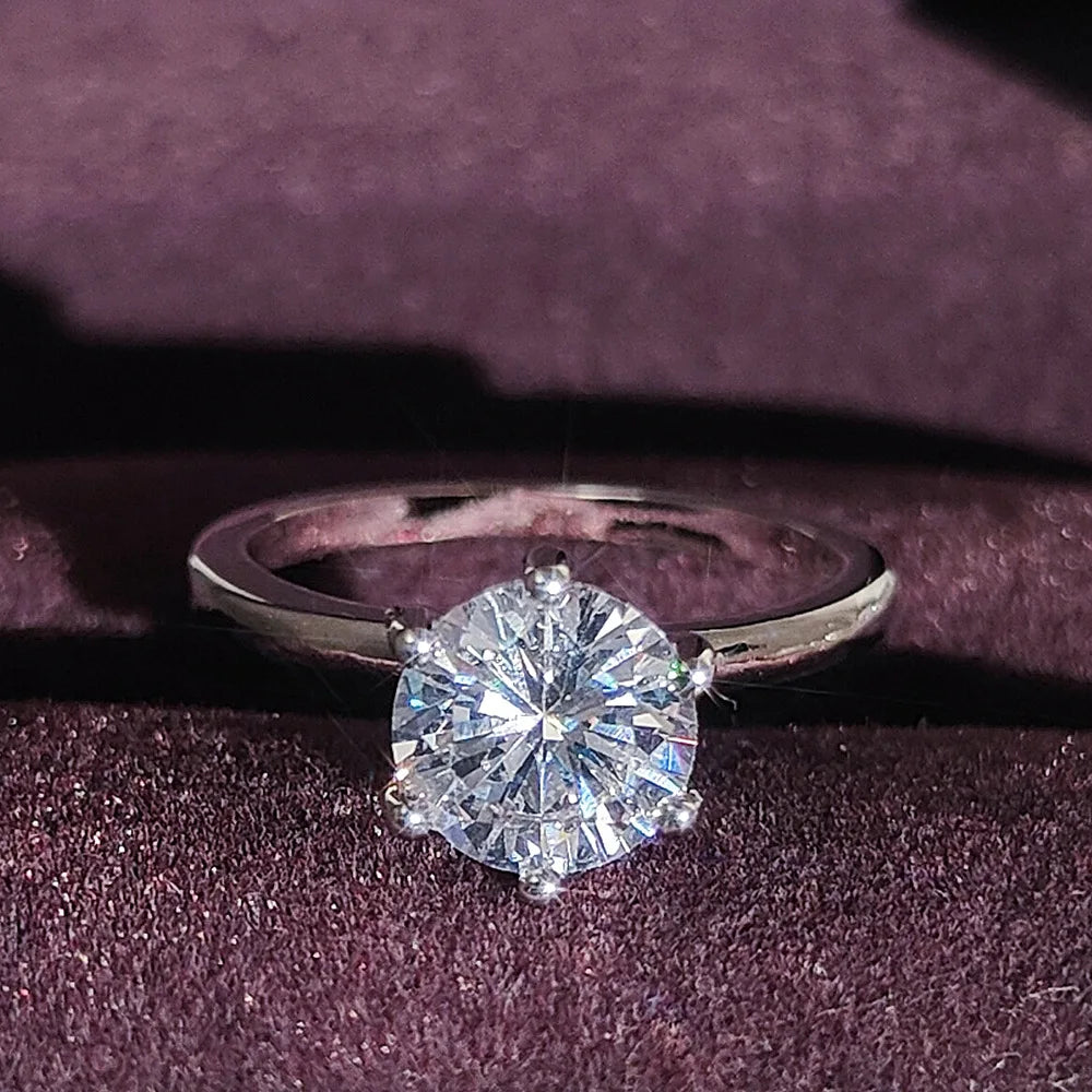 European Minimalist Non-fading Unique Design Ring for Women