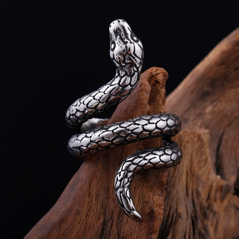 Vintage Waterproof 18K Gold Plating Stainless Steel Retro Animal Python Snake Graved Finger Engagement Rings Punk Jewelry Gift