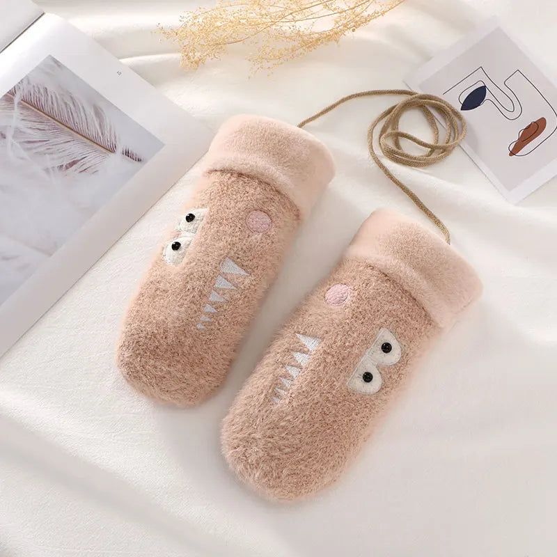 Cute Soft Cold Weather Warm Mittens Women Fur Gloves in Winter