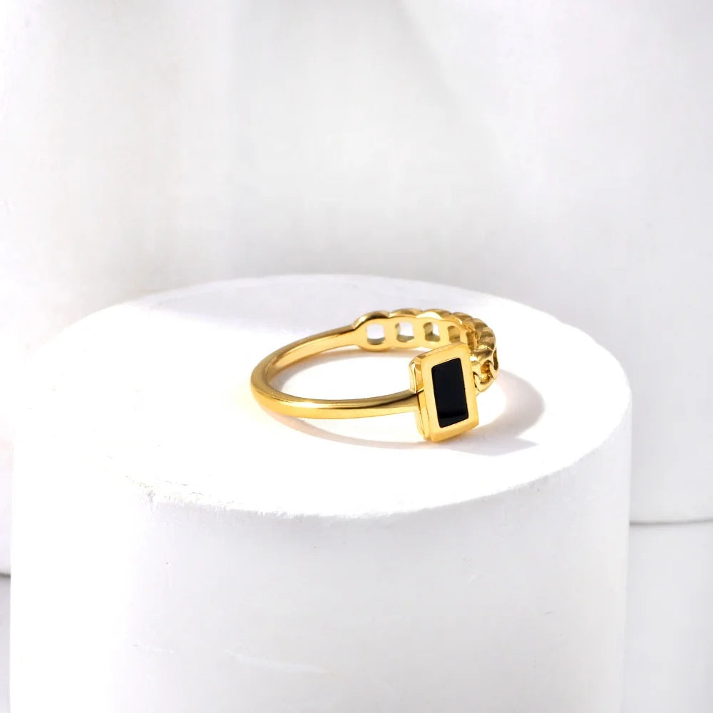 New European American Tarnish Free Stainless Steel Plated 18K Gold Women Fashion Ring Black Rectangular Chain Ring