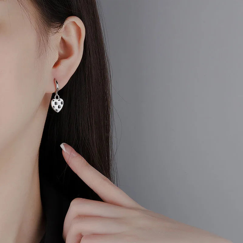 925 Sterling Silver Glue Drop Checkerboard Heart-Shaped Earrings Ins Niche Design Mosaic Earring for Wedding and Party
