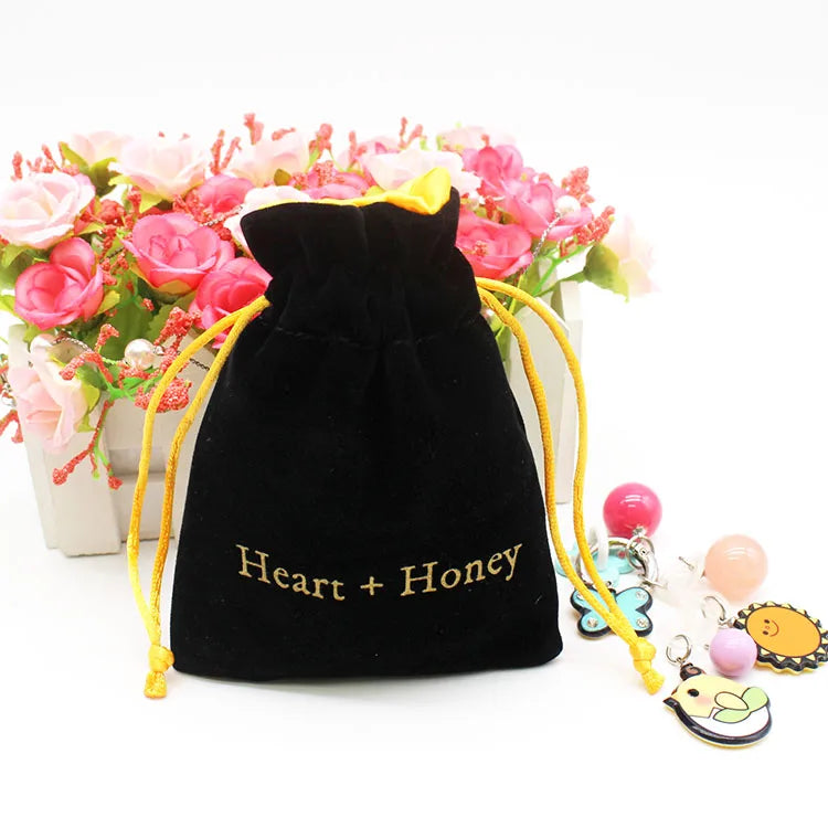 Custom Recyclable Velvet Drawstring Pouch for Glasses Jewelry Necklaces Watches & Gems Travel Bag with Logo Stamping