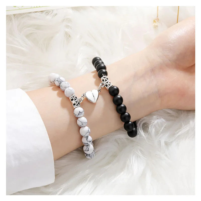 2Pcs/Set Natural Howlite Matte Onyx Jewelry Classic Magnetic Heart Clasps Charm Long Distance Bead Touch Bracelet Set for Couple