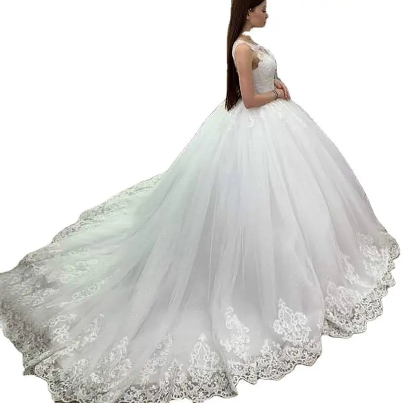 S0948N Wedding Gown for Bride White Backless Lace Dress with Royal Design Chapel Train Pattern Decoration Shoes Included