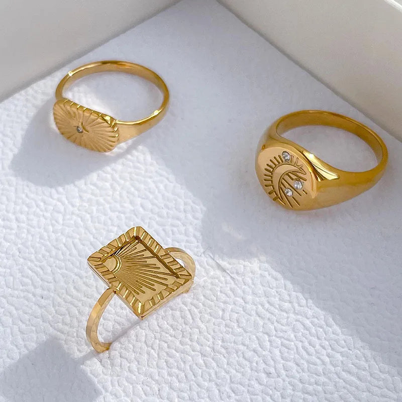 Women's Summer 18K Gold Plated Stainless Steel Rings Minimalist Sun Moon Finger Jewelry Geometric Stackable Design Trendy Style