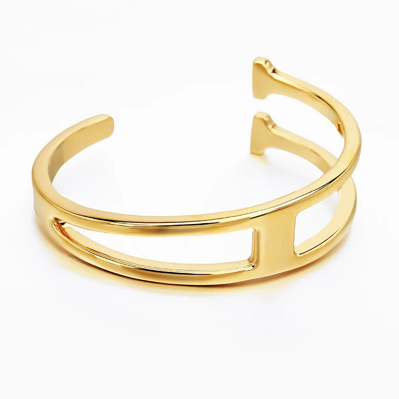 Stylish Initial Letter a Cuff Bangles Adjustable Elegant PVD Gold Plated Plain Statement Open Bracelet Jewelry for Girls Gift