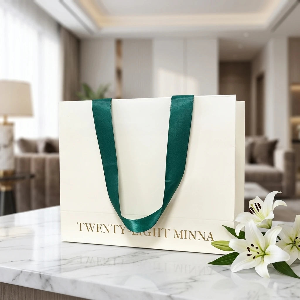 Premium Boutique Paper Shopping Bag with Custom Logo Luxury Ribbon Handle Gift Tote for Cosmetics
