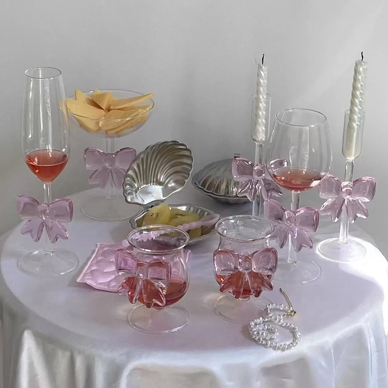 56H Household Creative Pink Bowtie Glass Milk Juice Mug