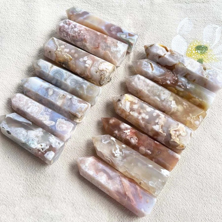 Wholesale Healing Stones Natural Quartz Crystal Wand Blossom Sakura Cherry Agate Flower Agate Tower