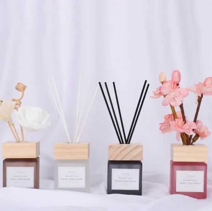In Stock 100ml Empty Frosted square Glass Aromatherapy Bottles With Wooden Cap