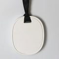 FinRu Wholesale Stocked Oval White Scent Ceramic Aroma Stone Wardrobe Porcelain Fragrance Oil Diffuser Hanging Car Air Freshener