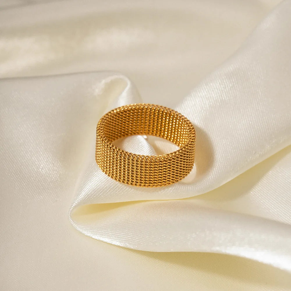 New Arrival 18K Gold Plated Snake Shape Adjustable Micro Cz Diamond Stainless Steel Opening Ring for Women