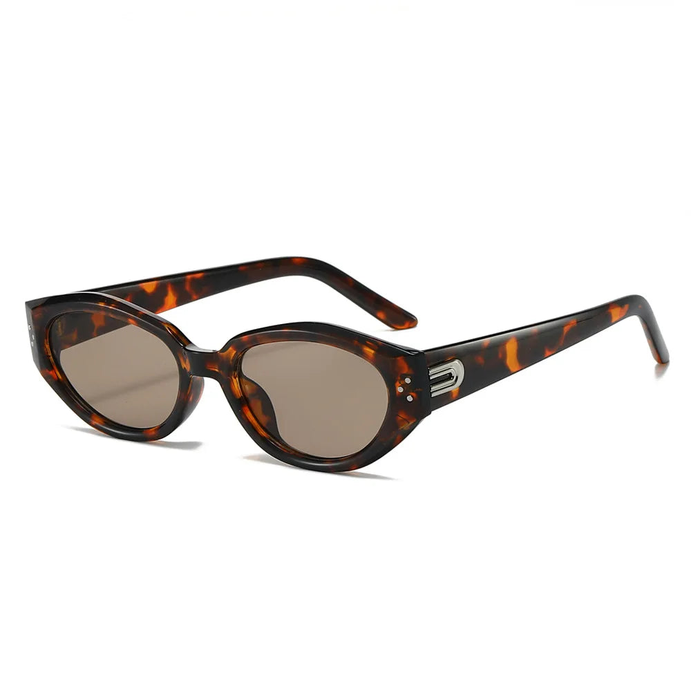 2024 New Arrival Retro Small Cat Eye Frame Sunglasses for Women Irregular Custom Small Frame Shades UV400 Glasses