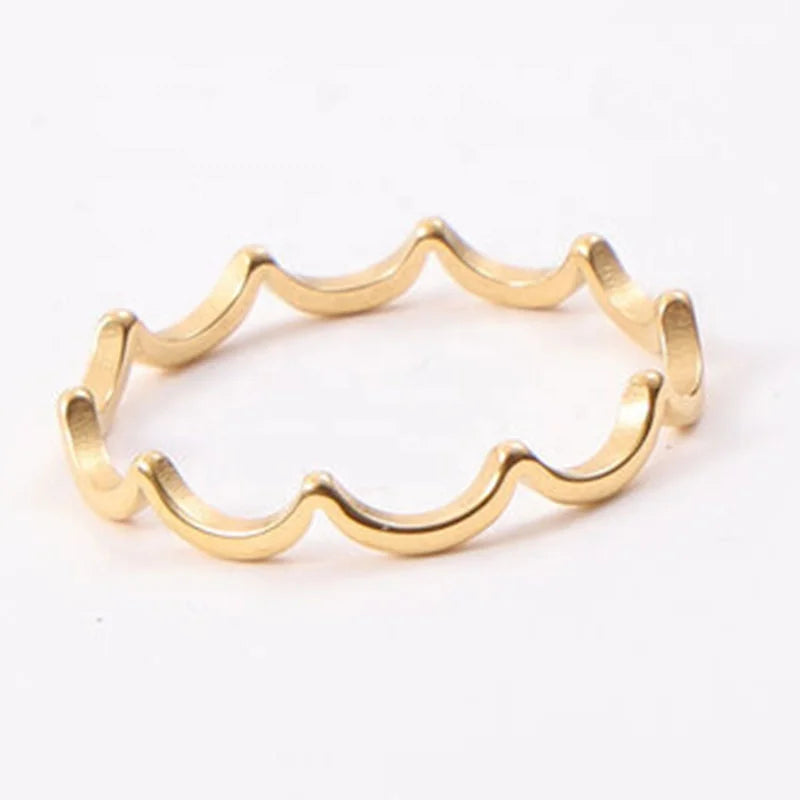 New Arrivals Dainty Cute Luxury Jewelry Women 18k Gold Plated Stainless Steel Small Moon Wave Shape Thin Ring