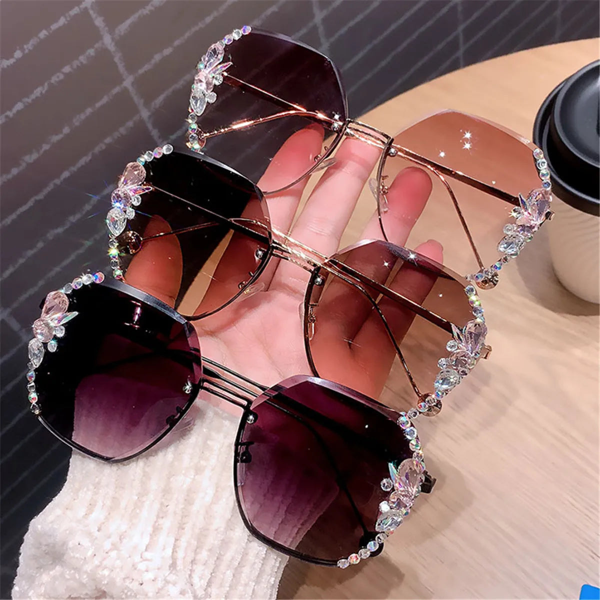 Vintage Luxury Rimless Rhinestone Sunglasses Women Fashion Bling Gradient Lens Outdoor Sun Glasses