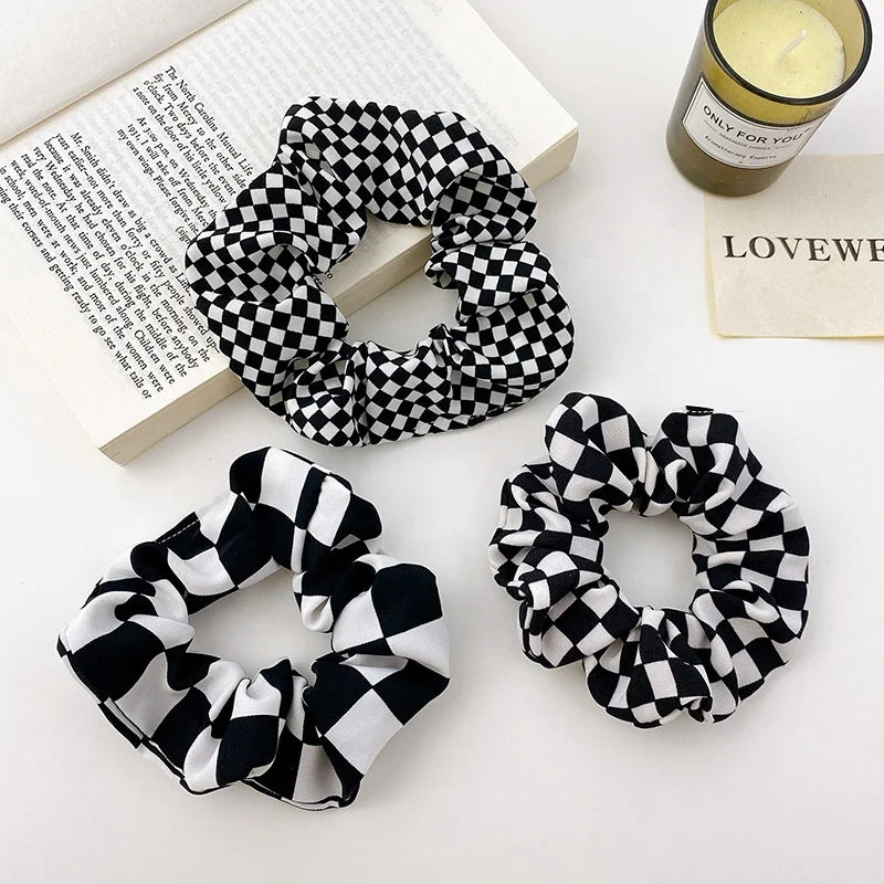 Popular Thick Rubber Hair Ties Girls Elastic Band Plaid Gingham Checker Black and White Vintage Checkered Scrunchies for Women