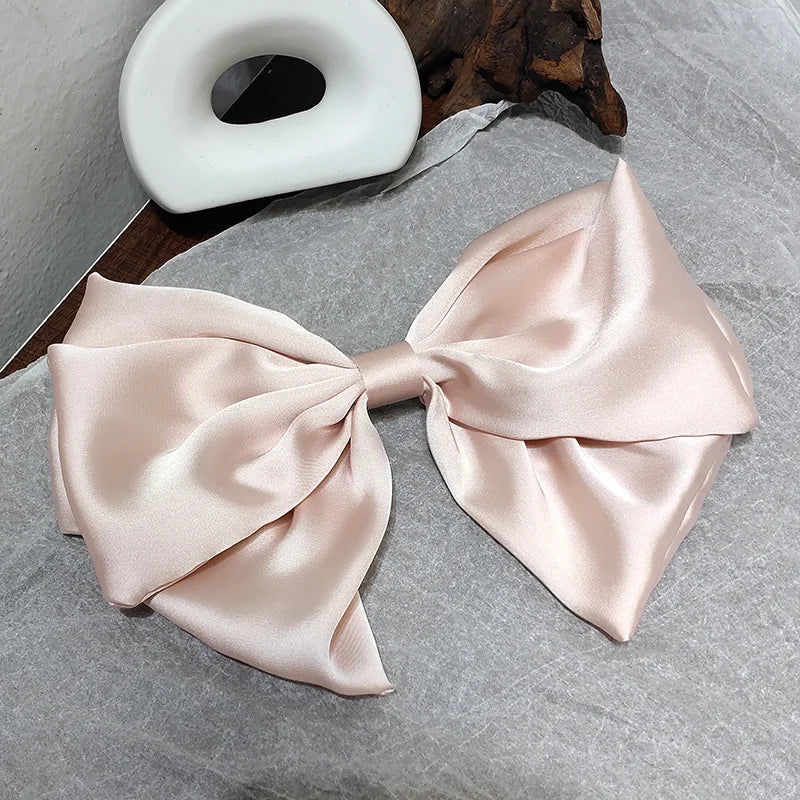 High Quality Fashion Vintage Women Bowknot Hair Barrette Emulation Silk Hair Clips Large Satin Hair Clips for Girls Women