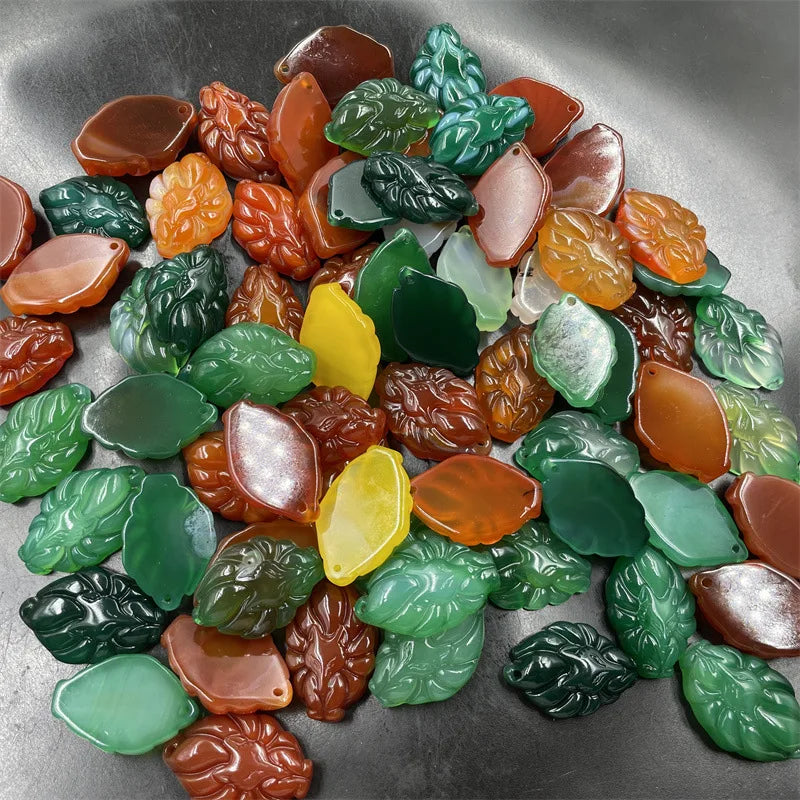 Agate Chalcedony Nine-tailed Fox Pendant Fashion Jewelry Gift Multi-colored Jade Lucky Amulet Women's Necklace Pendant