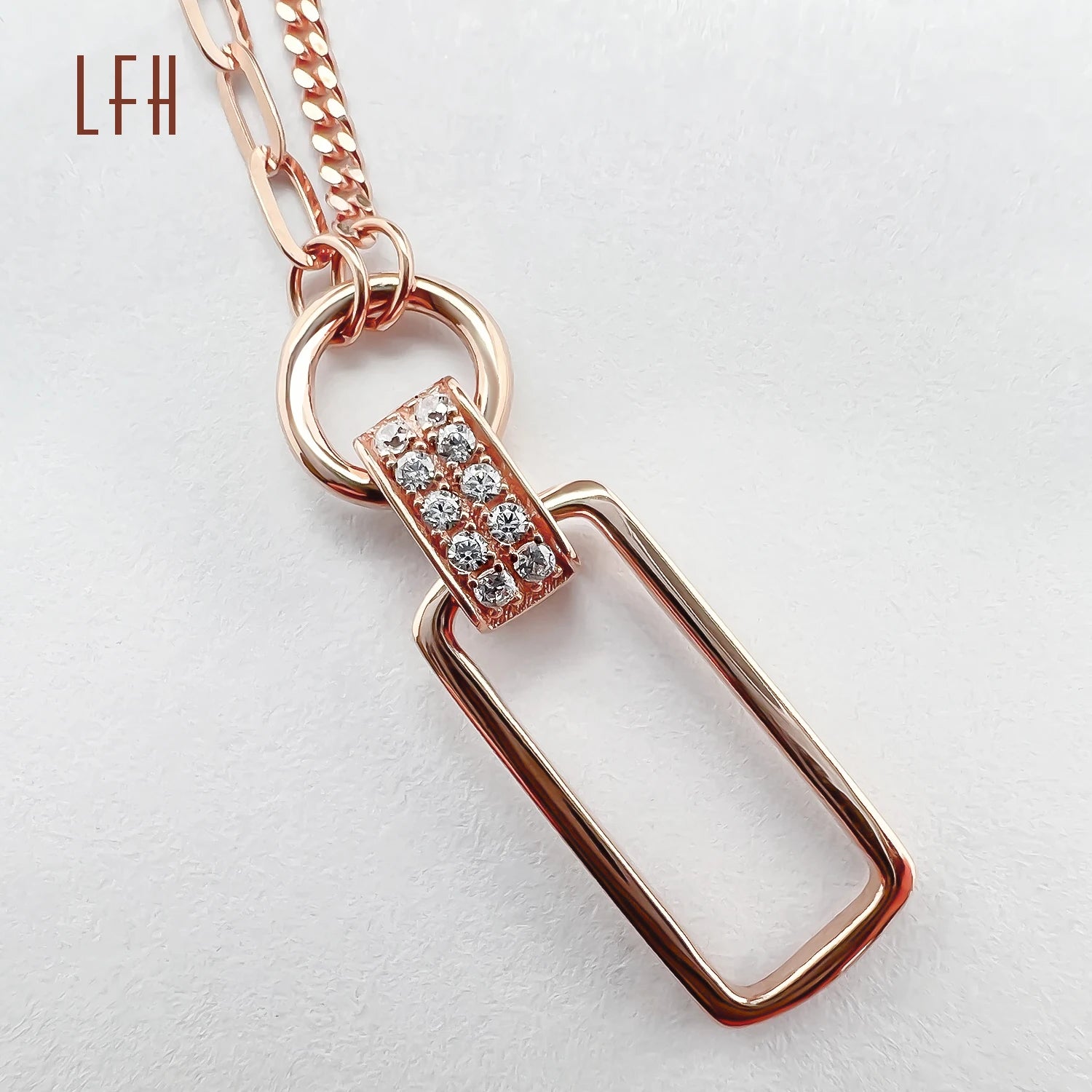 New Design Minimalist Jewelry Gift Real Chain 18k Gold  Square Hollow Pendant Necklace Solid Gold Chain Necklace 18k Pure