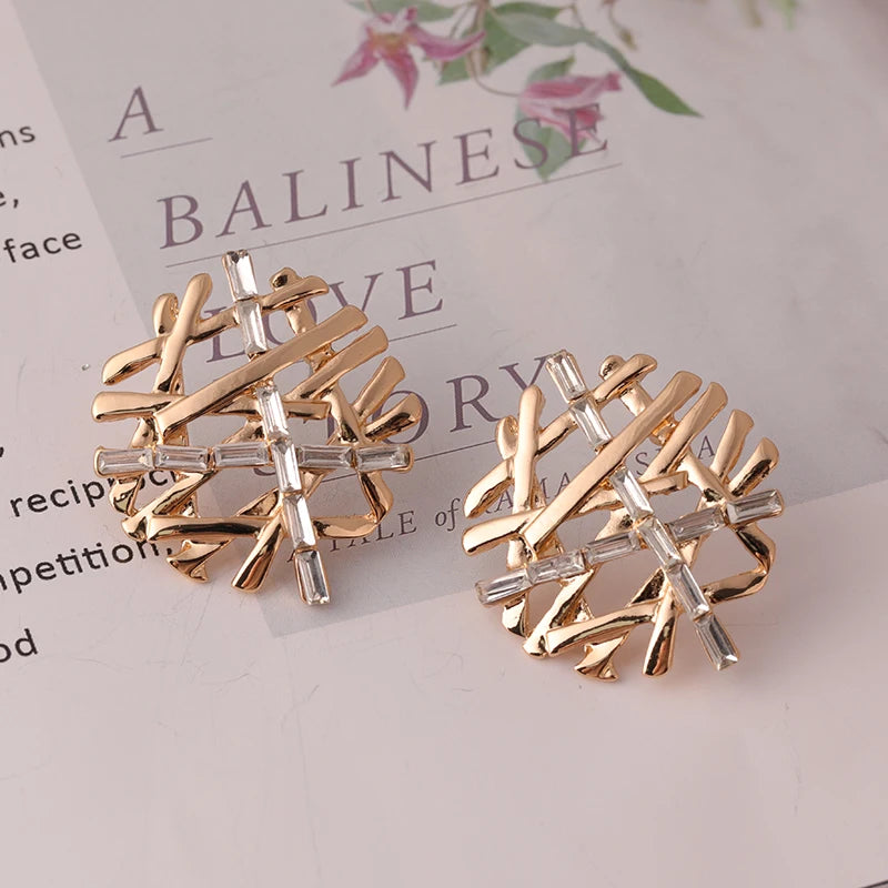 TongLing Fashion Trendy Alloy Gold Fashion Latest New Design Snowflake Stud Earrings Jewelry for Woman Girl