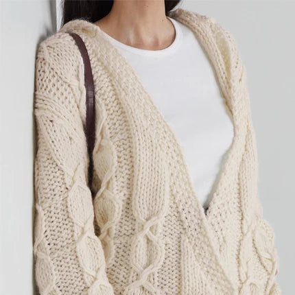 2024 Women's New Fashion Cable-Knit Wool-Blend Cardigan Hooded Casual Sweater for Spring Front Logo