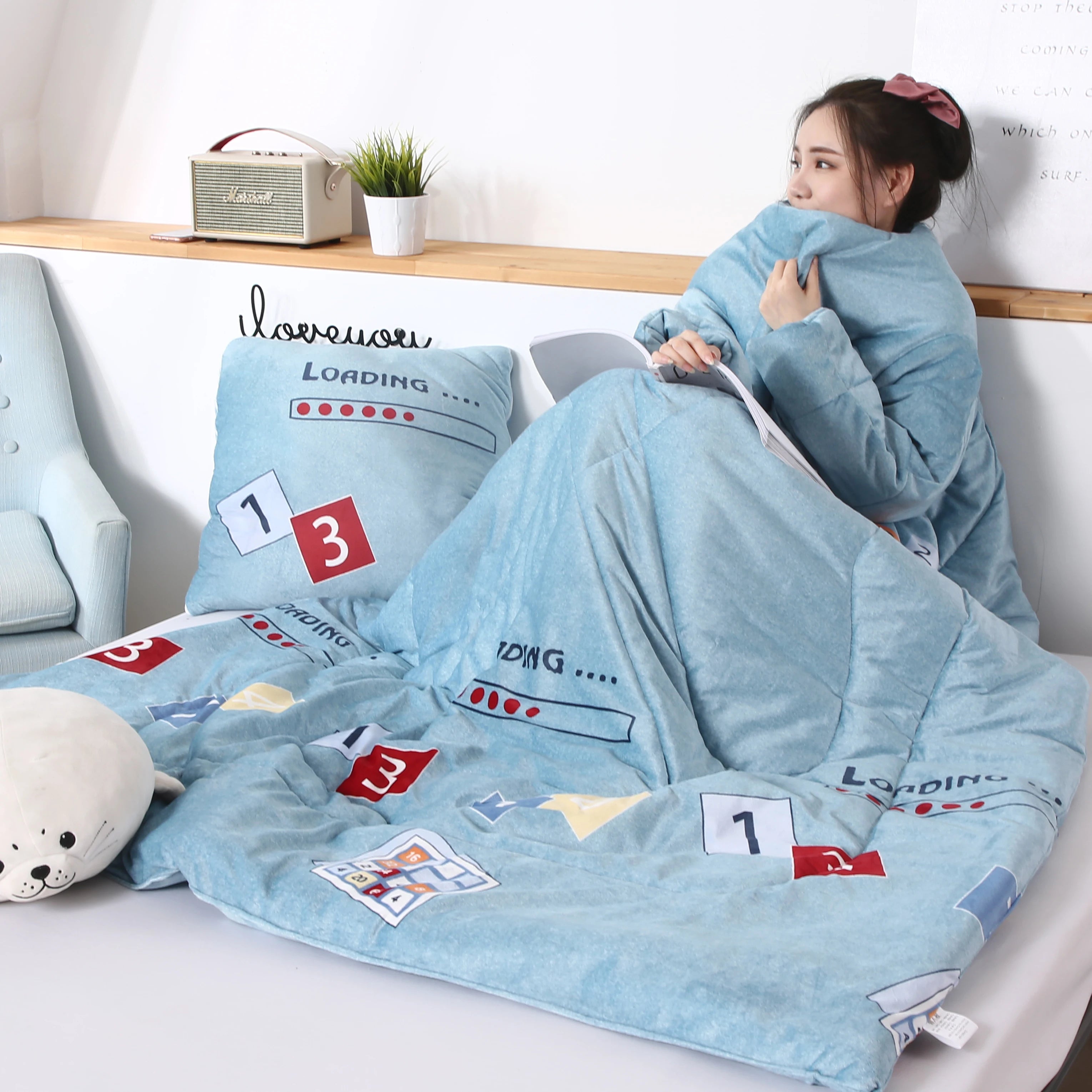 Wholesale Velvet Sleeves Blanket Lazy Quilt Comforter Winter Lazy Quilt With Sleeves