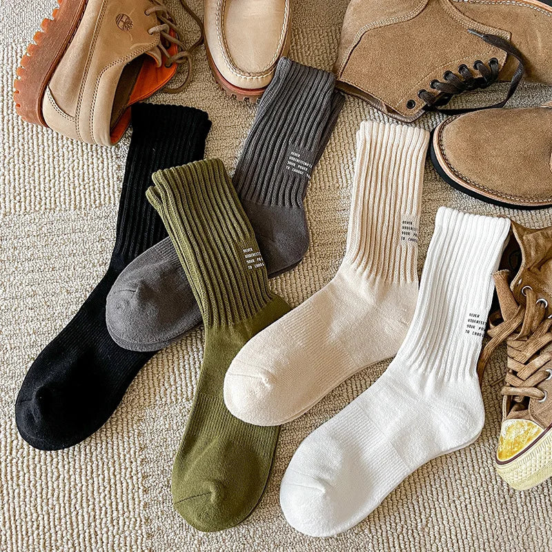 Fashion High Quality Custom logo Outdoor Solid Casual Socks Cotton Pile Towel Bottom Breathable Hosiery Dress Crew Socks for Men