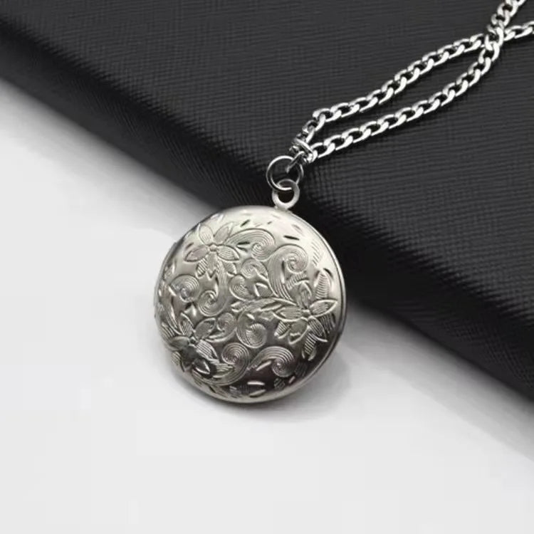 Women's Customized 27mm Stainless Steel Photo Frame Pendant Flat Round Blank Locket with Gold Plating Necklace