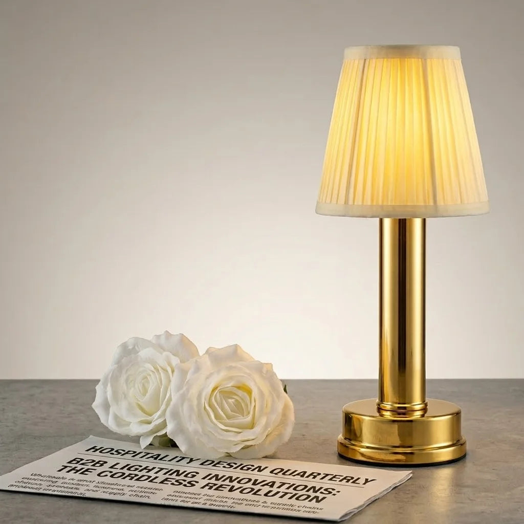 Modern Homes & Hospitality Wholesale Rechargeable Lighting Lampada Da Tavolo Cordless LED Table Lamp with Pleated Fabric Shade