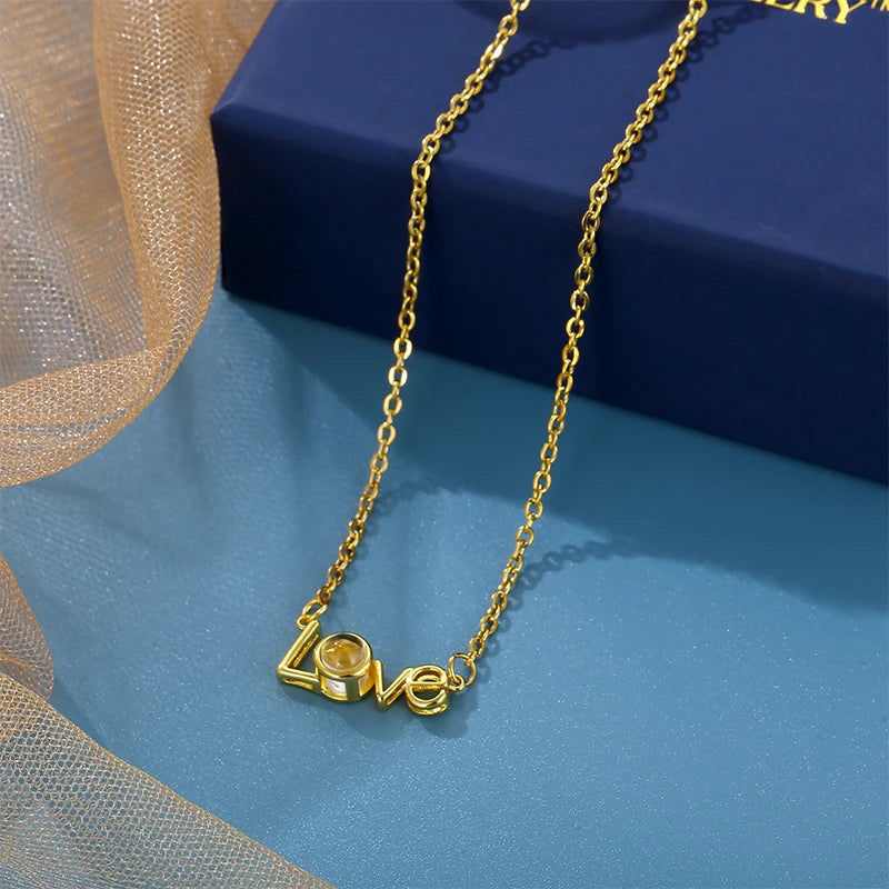Valentine's Day Love Memory Projection 18K Gold Plated Copper Link Chain Pendant Necklace Customized Photo for Women's Party