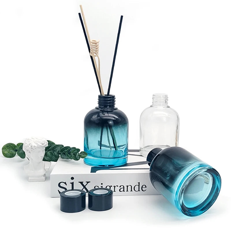 Factory 180 ml 200 ml Round Diffuser Bottles Aromatherapy Glass Bottle with Cap